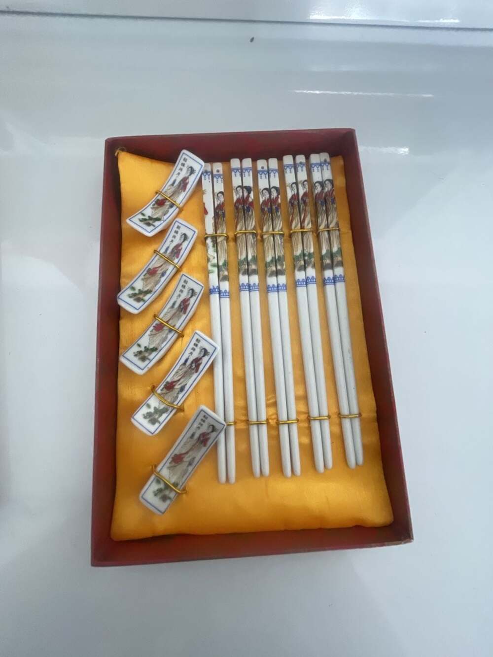 Vintage Chinese Porcelain Chopstick and Rest Set 5pairs Geisha/ Fine China